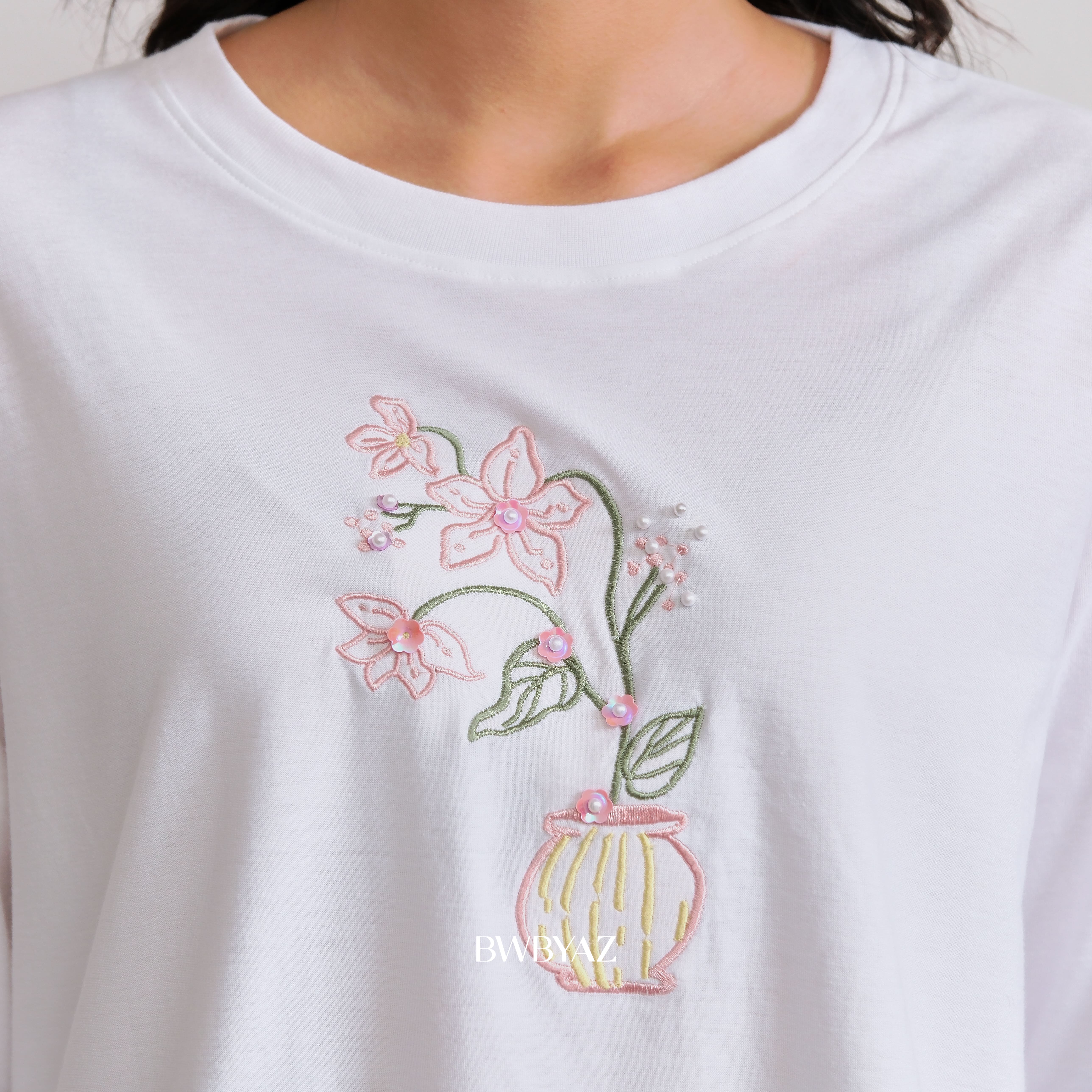 BWBYAZ - Ollie Embroidery Top Flutter & Bloom (READY STOCK)