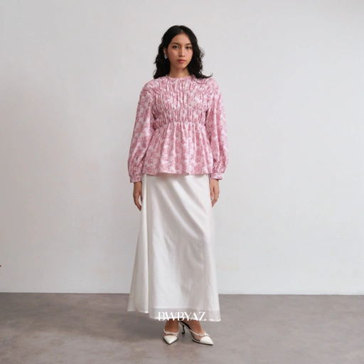 BWBYAZ - Pamela Shirred Blouse Signature (READY STOCK).