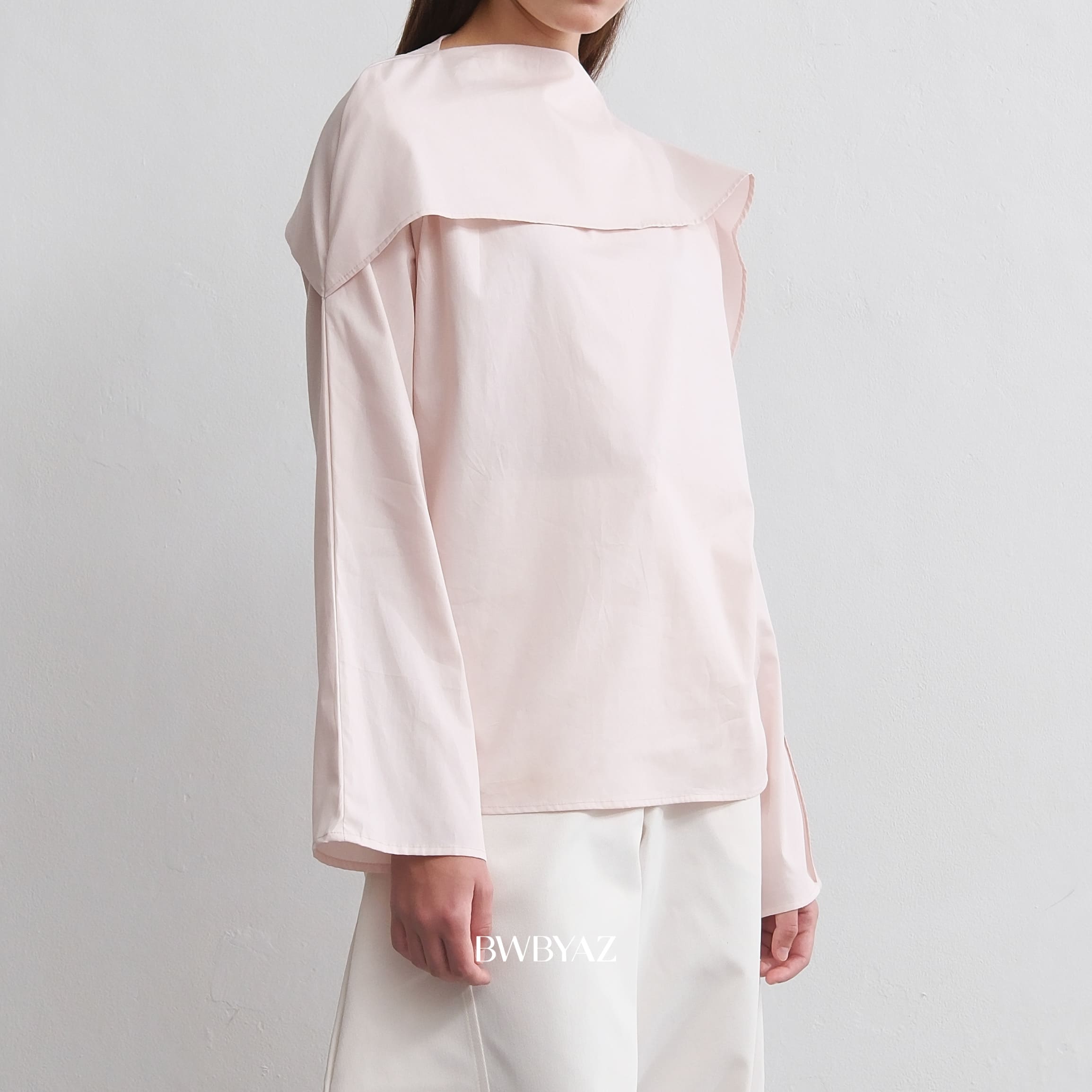 BWBYAZ - Hannan Shawl Top