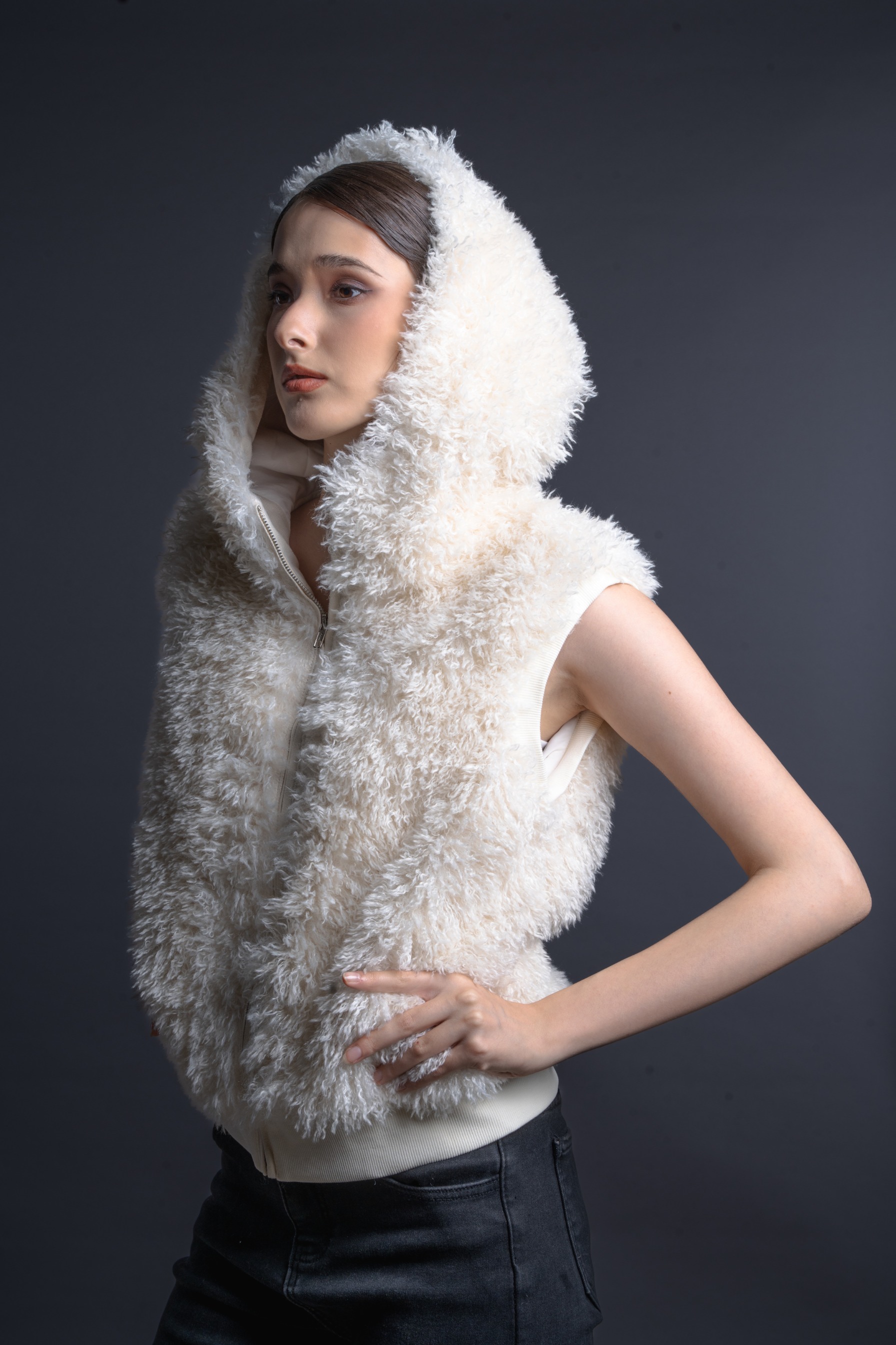 Teddy Sleeveless White Jacket - Ready Stock