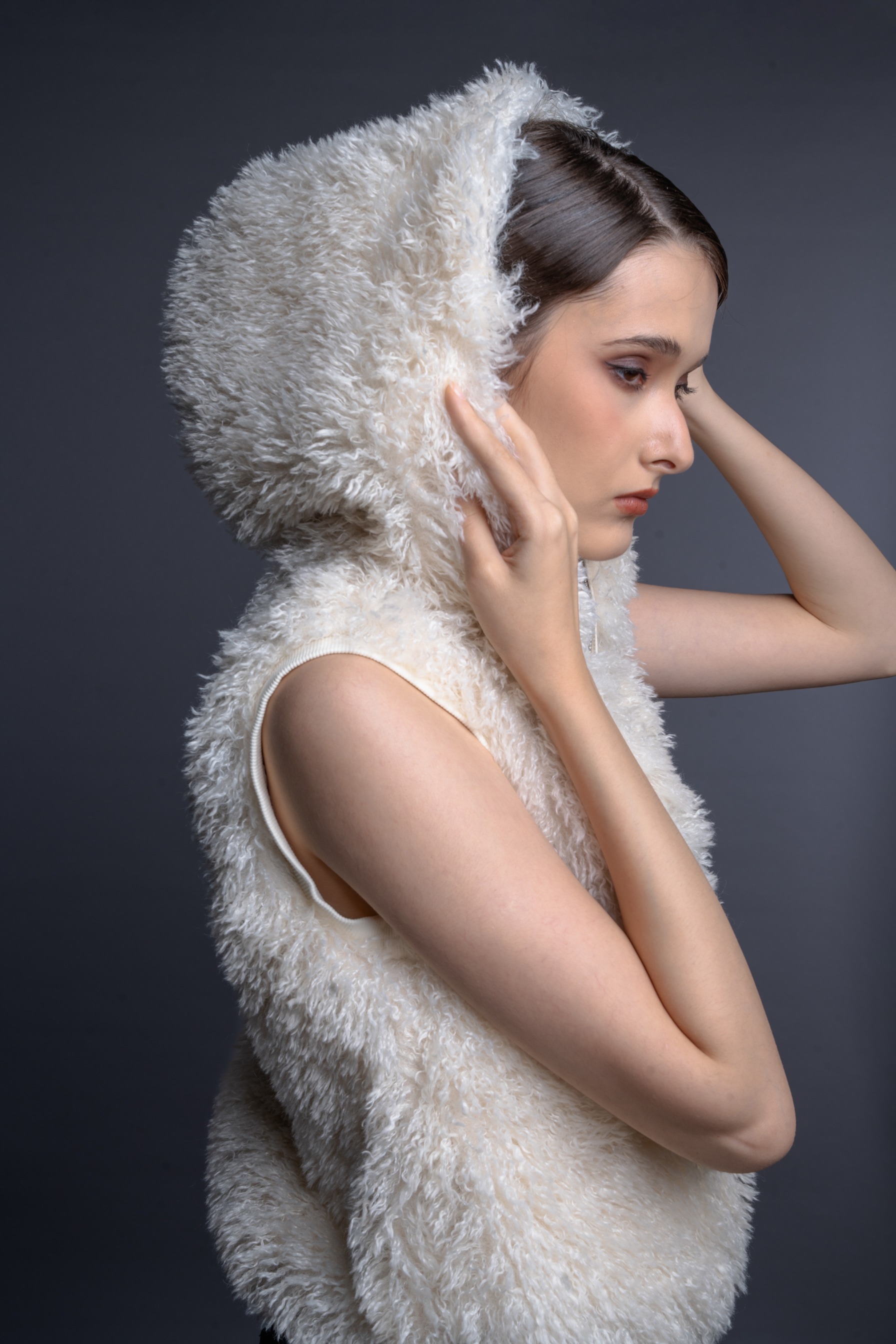Teddy Sleeveless White Jacket - Ready Stock