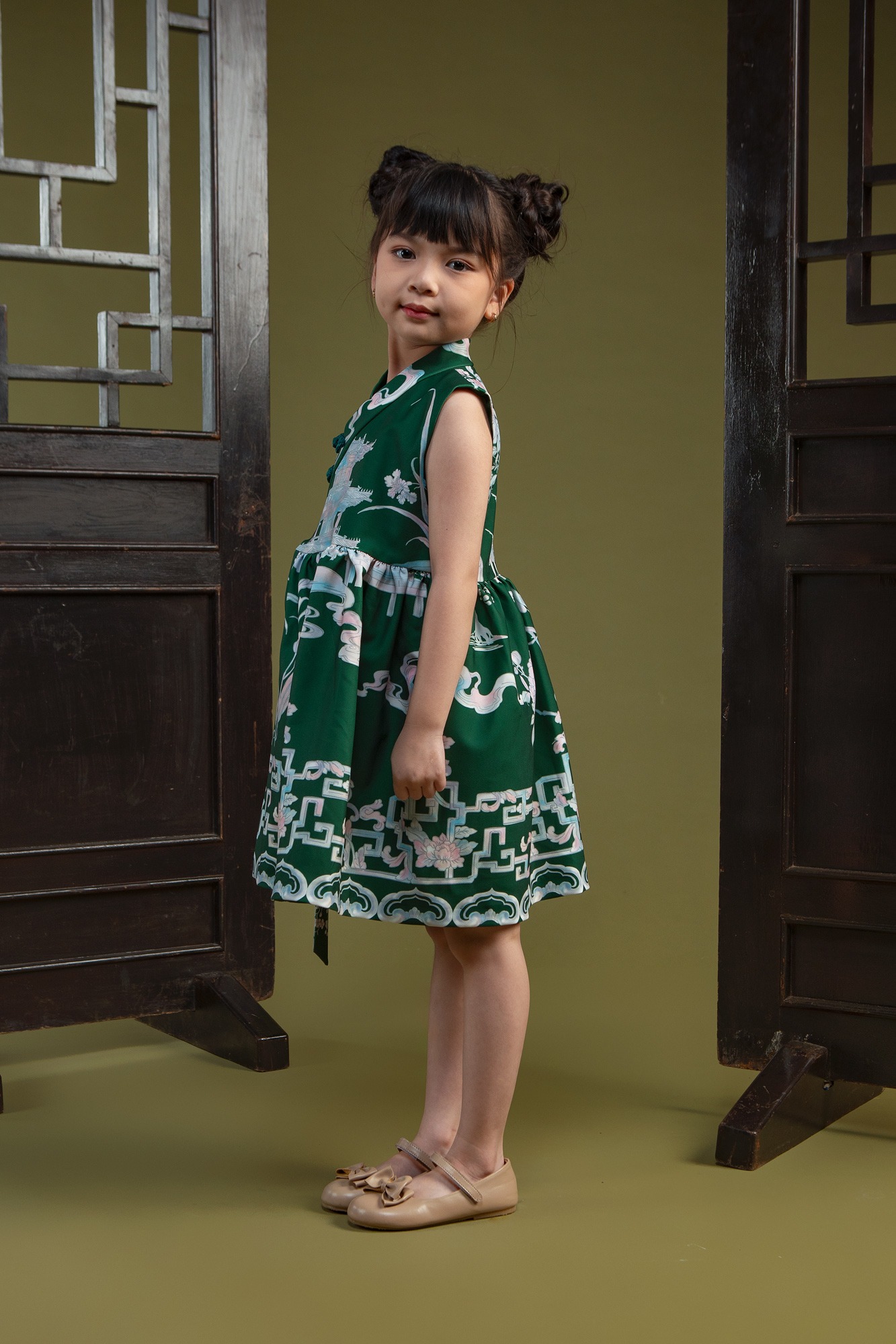 AN YUE KIDS DRESS PO Start Shipping End of January