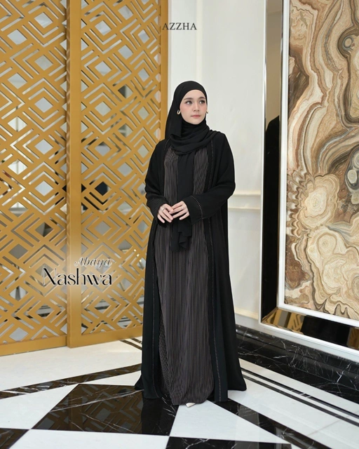 Image of Azzha Indonesia| Nashwa Abaya Kombinasi Salur Elegan Bahan Jet Black Hania Arabian Premium
