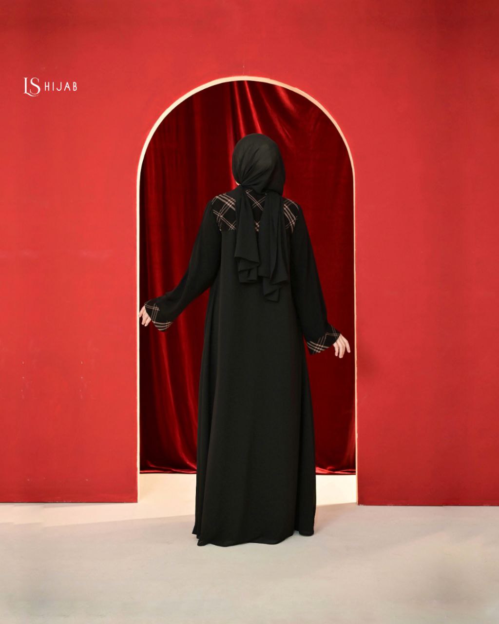 LS Hijab -Mazaya Dress Muslimah Elegant Nyaman Bahan Jetblack dengan Aksen Tartan