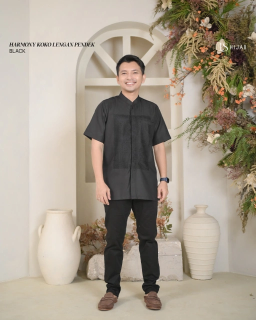 Image of Harmony Koko Lengan Pendek - Black