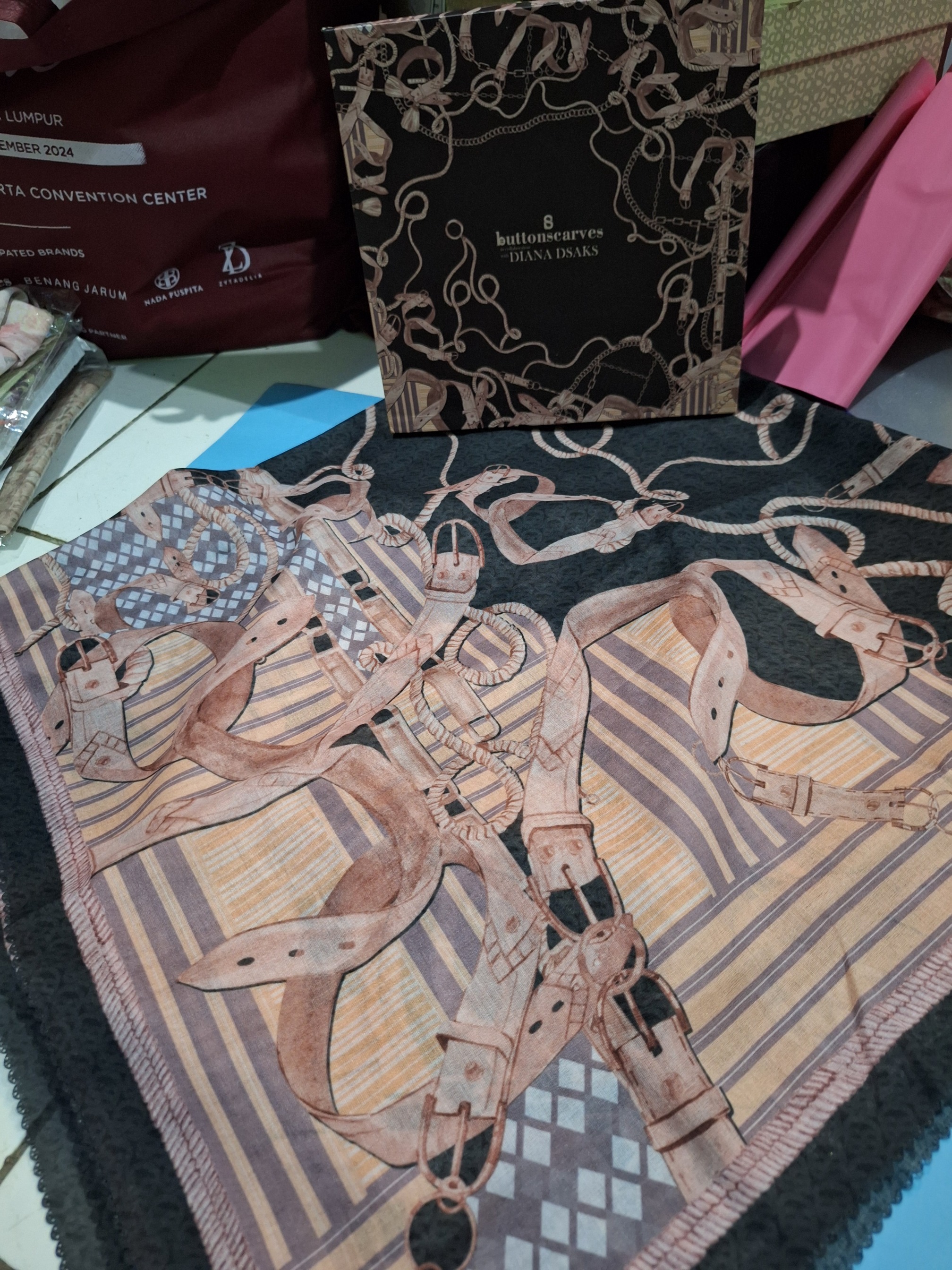 Warehouse Sale Modinity Buttonscarves 2025