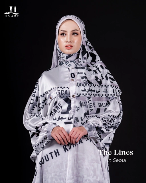 Image of LI SCARF - THE LINES LOOSE DRESS