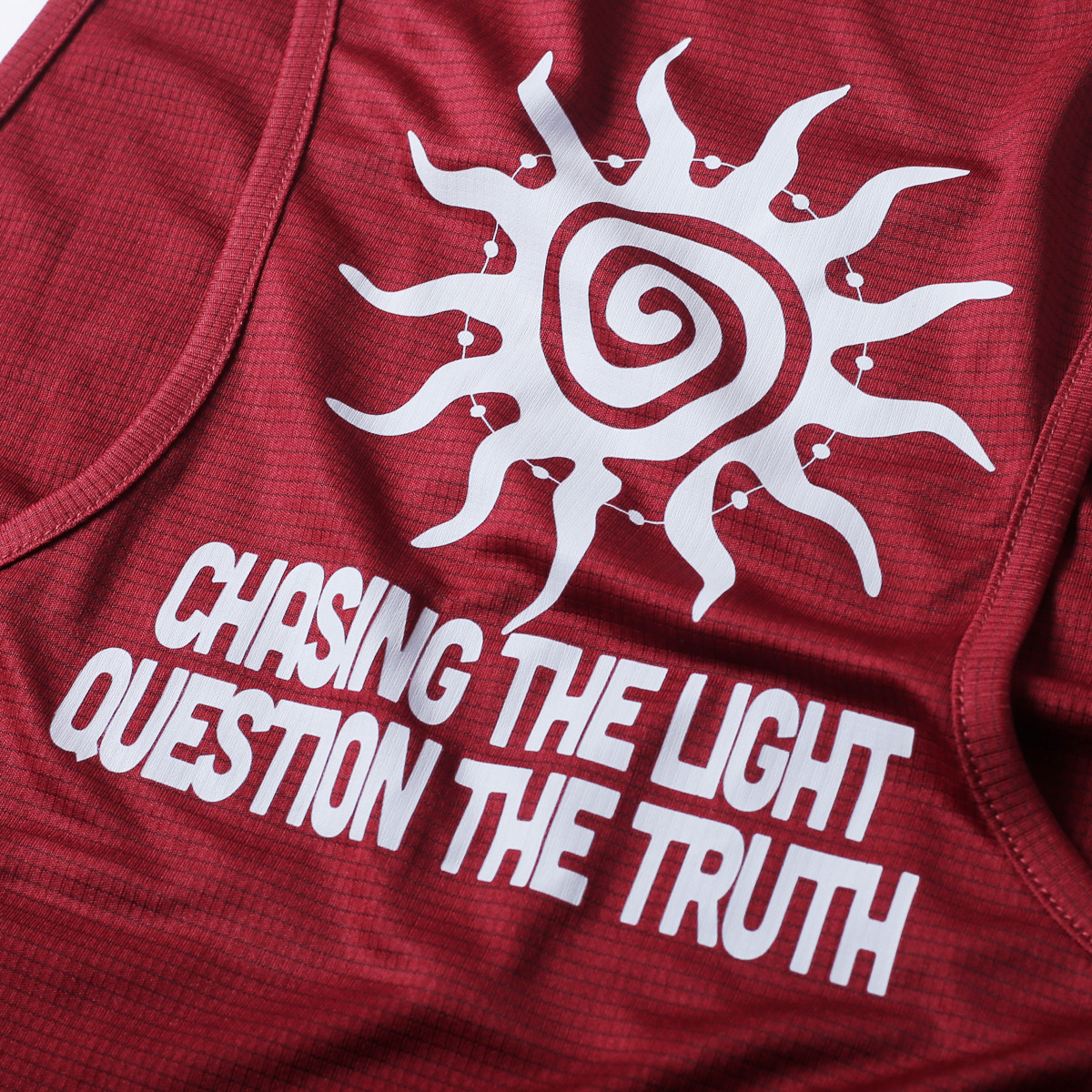 XMOJO Running Singlet - Maroon Helios (Summerset)