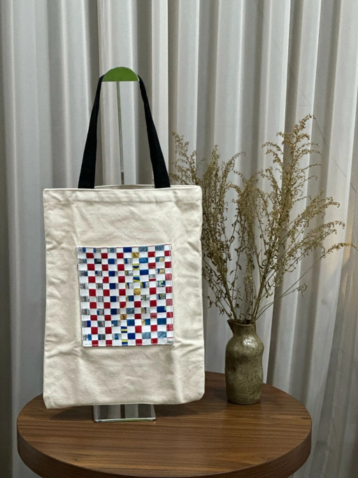 Image of Totebag Verti  - House Of Inang - Tas Anyaman / Upcycle / Ecobag / Tas Daur Ulang Recycle / Ramah Lingkungan / Ecofashion Sustainable / Handmade Fashion