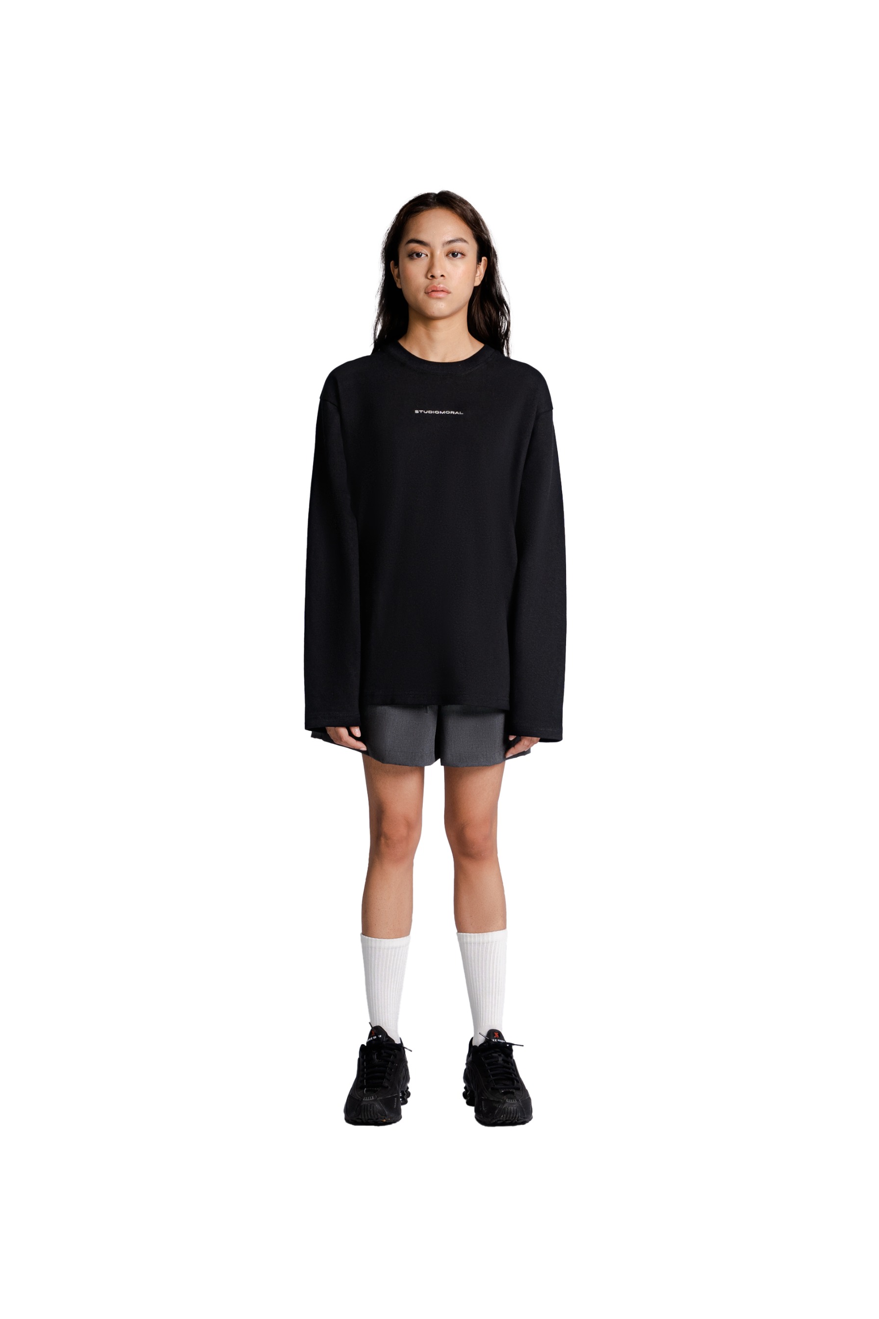 Essential Long Sleeve T-Shirt in Black