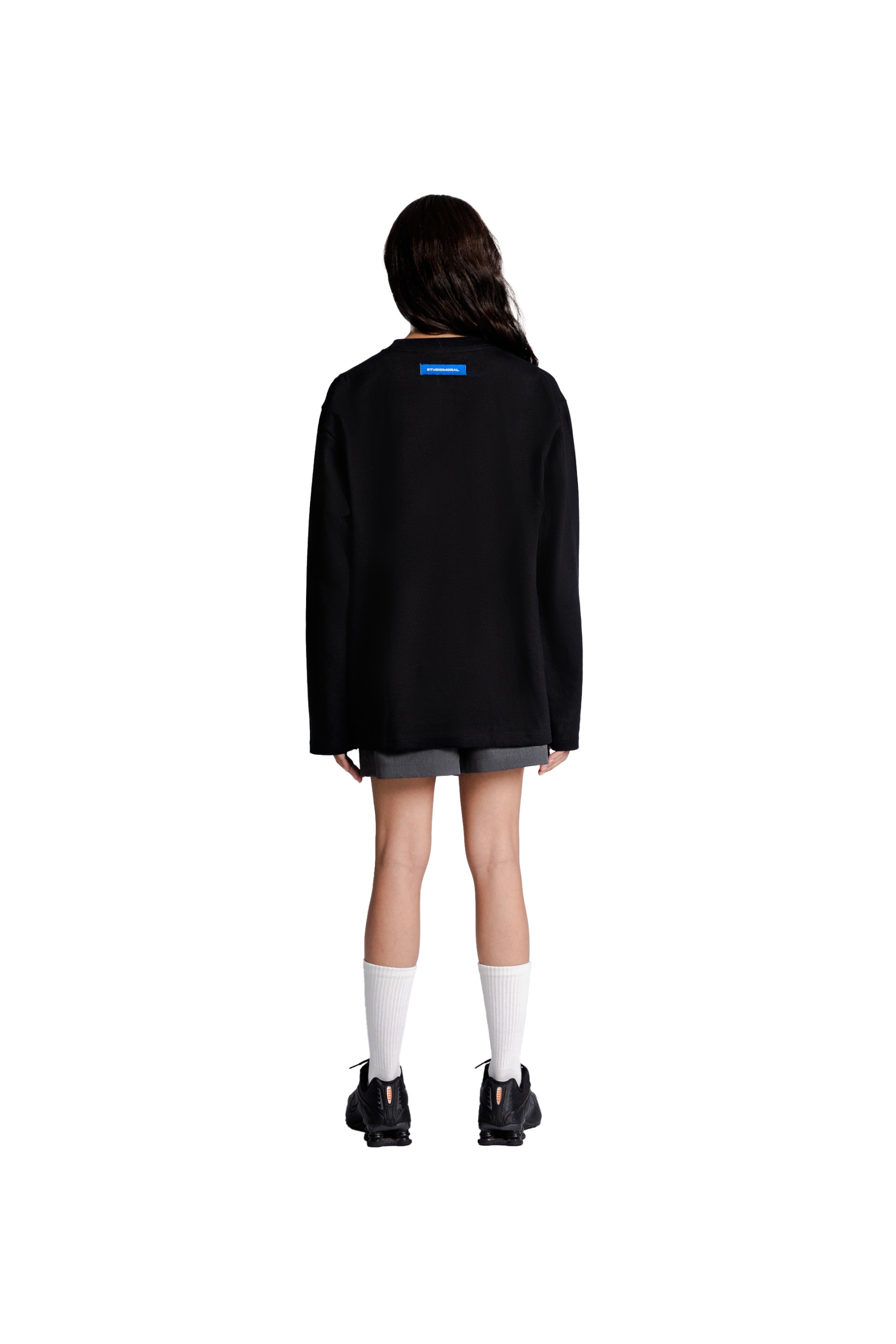 Essential Long Sleeve T-Shirt in Black