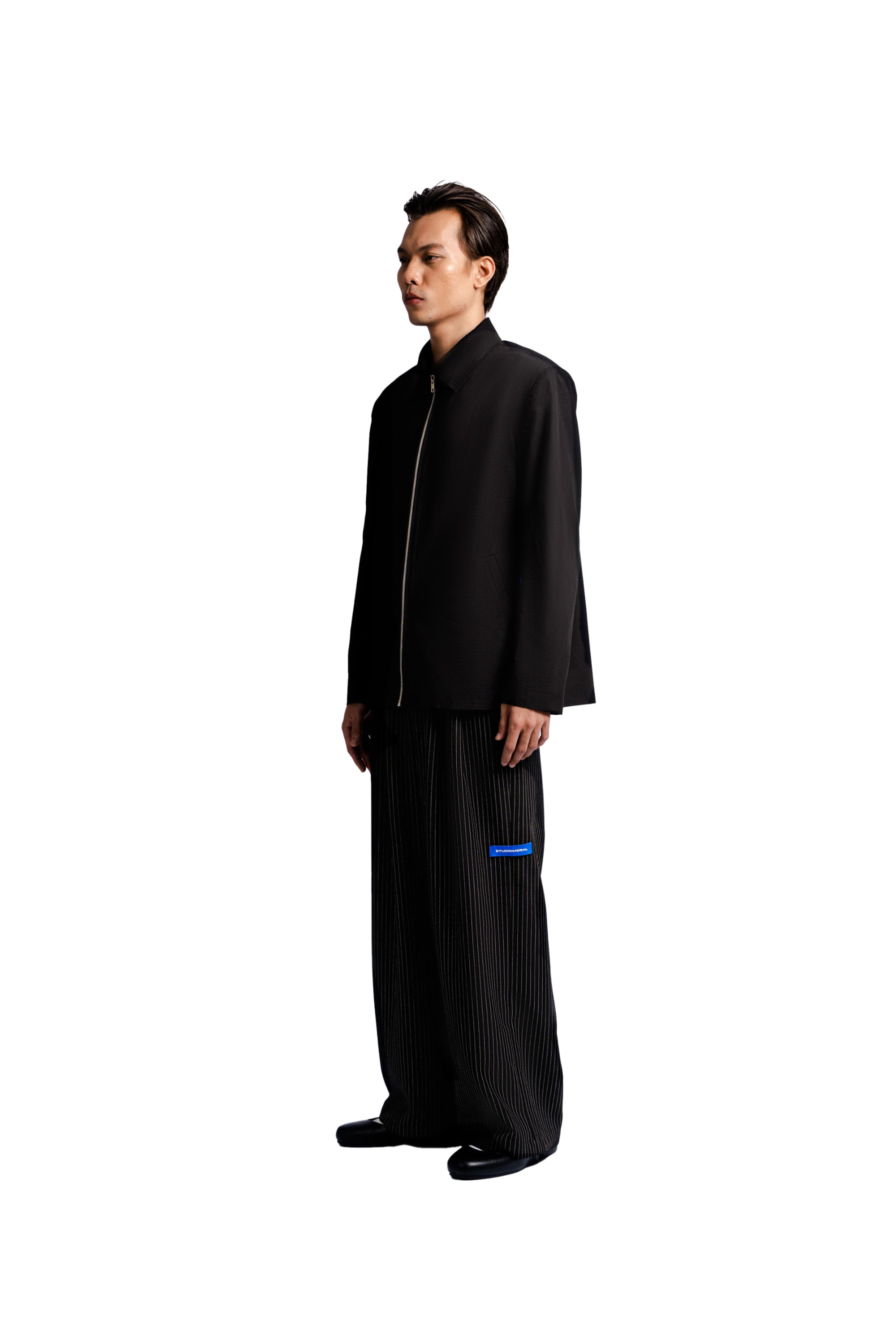 Long Sleeve Full Zipped Jasket in Black