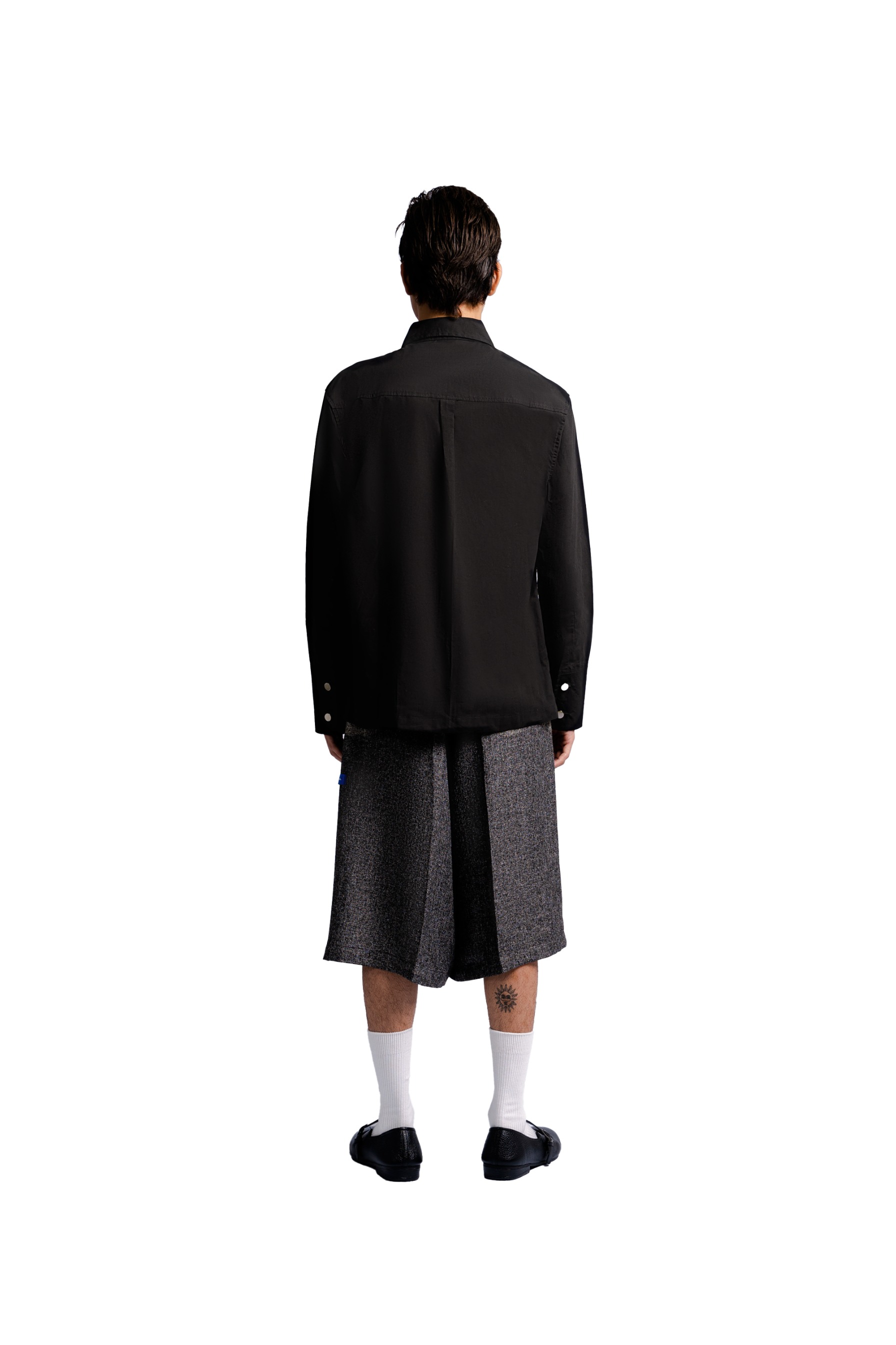 Long Sleeve Shirt with Half Detachable Pocket in Black