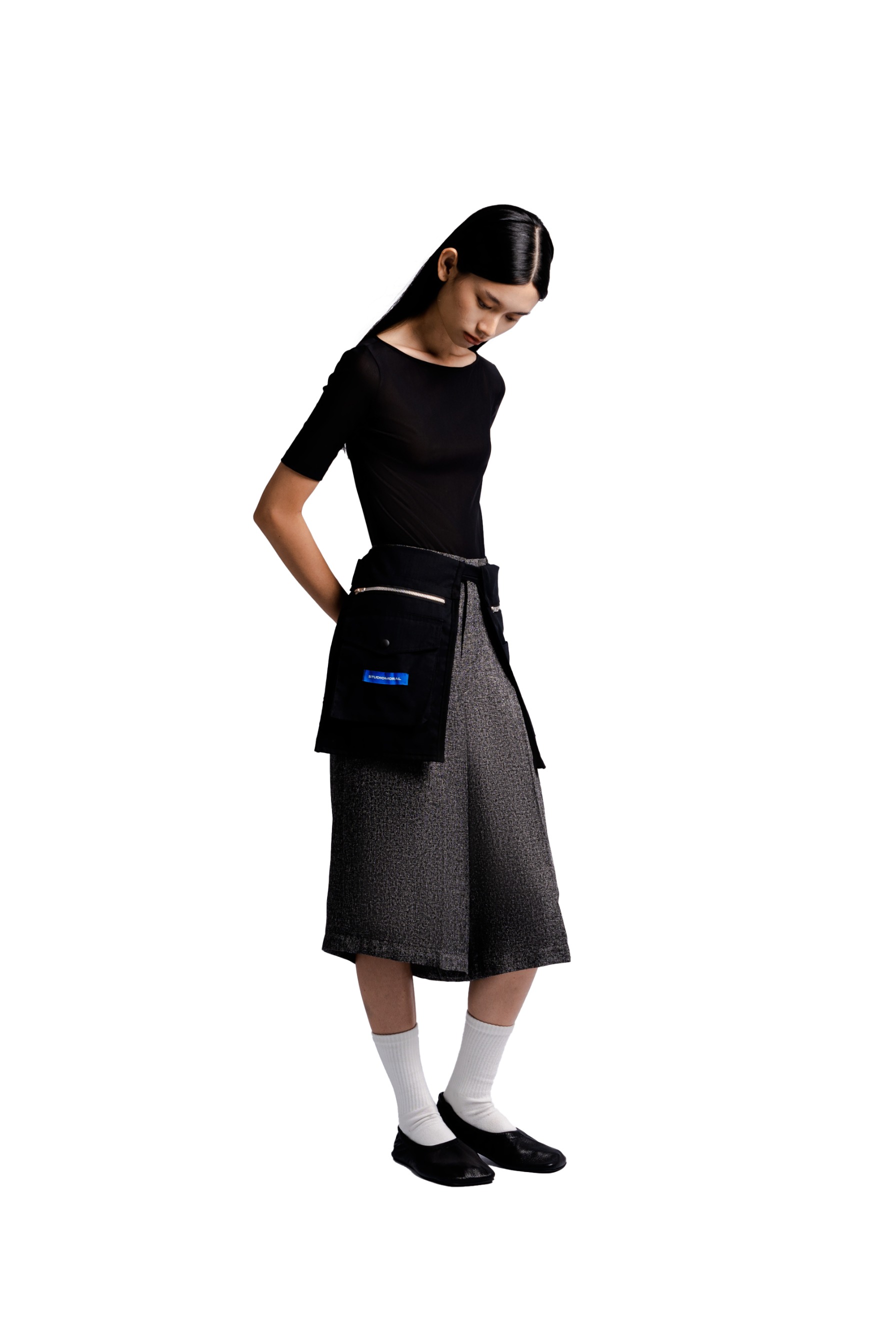Double Pocket Apron in Black