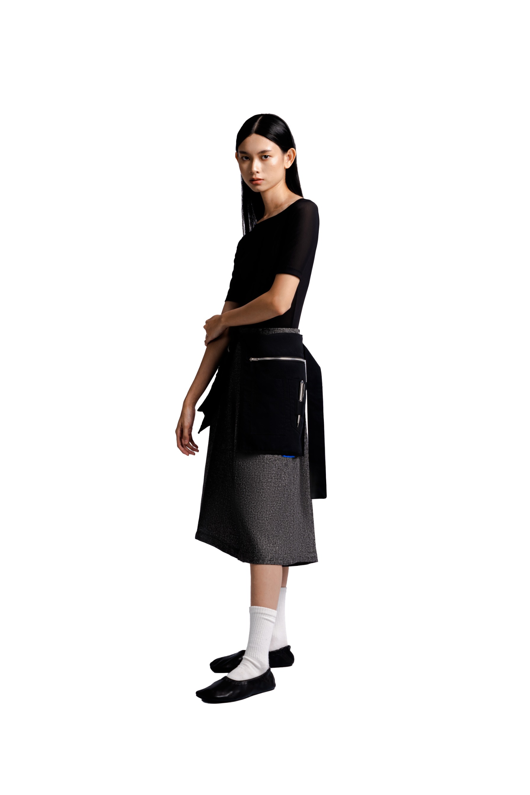 Double Pocket Apron in Black