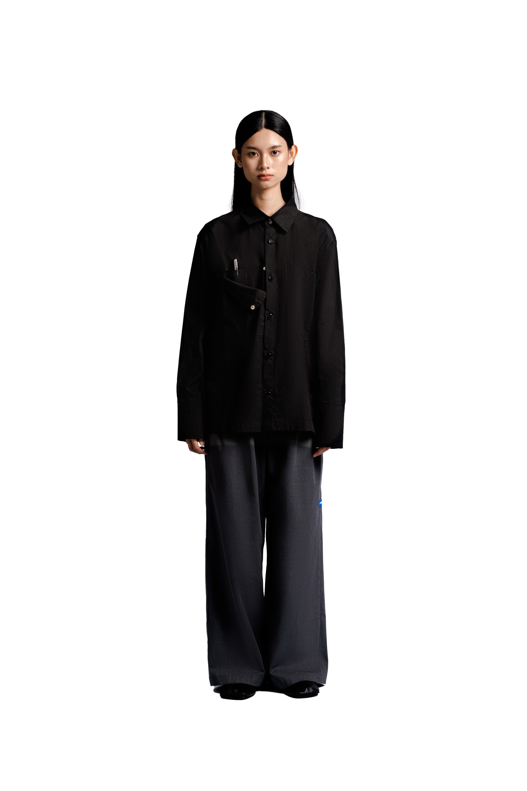 Long Sleeve Shirt with Half Detachable Pocket in Black