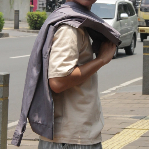 Image of T-Shirt Kulture Basic-Krem