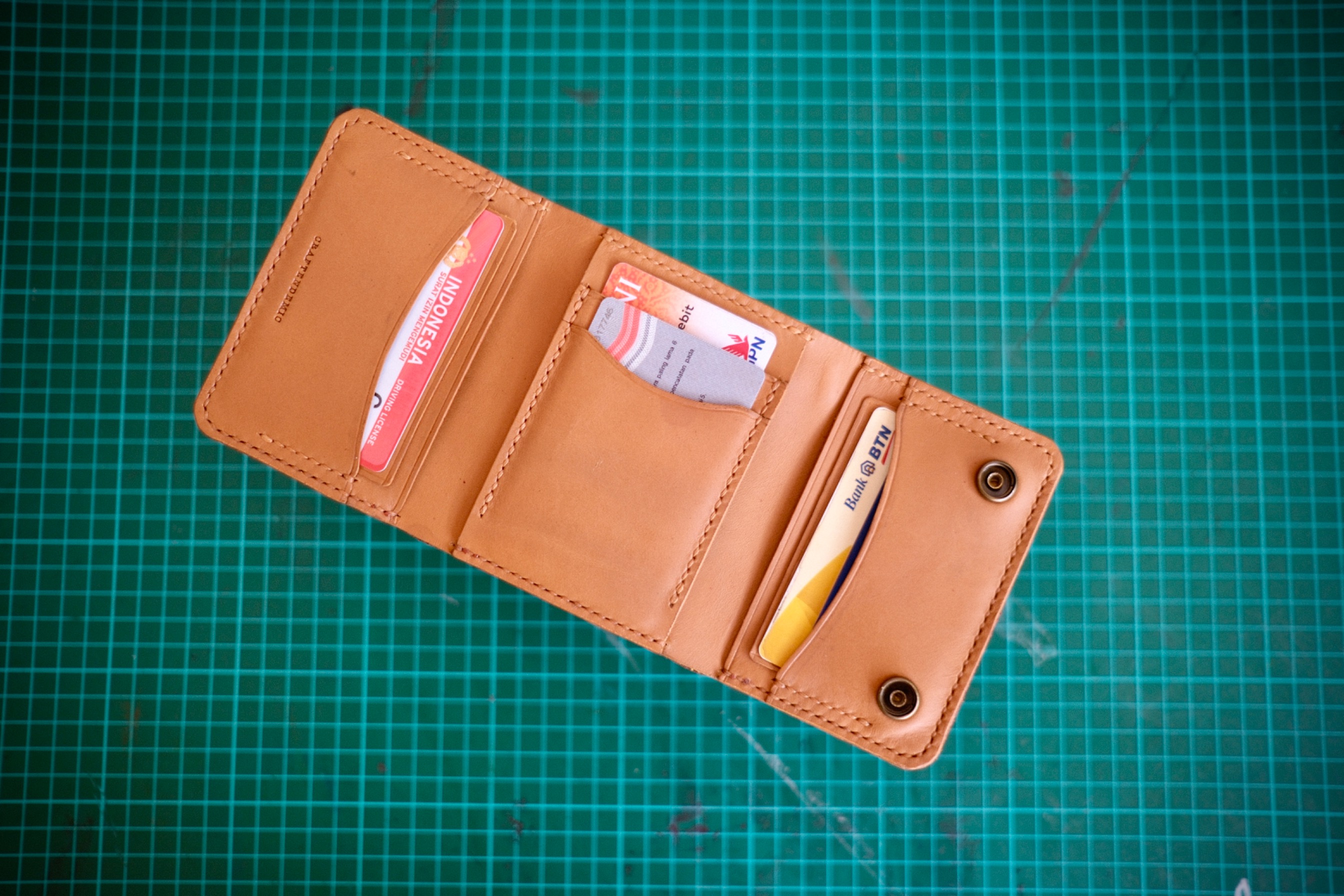 Leather Trifold Man Wallet