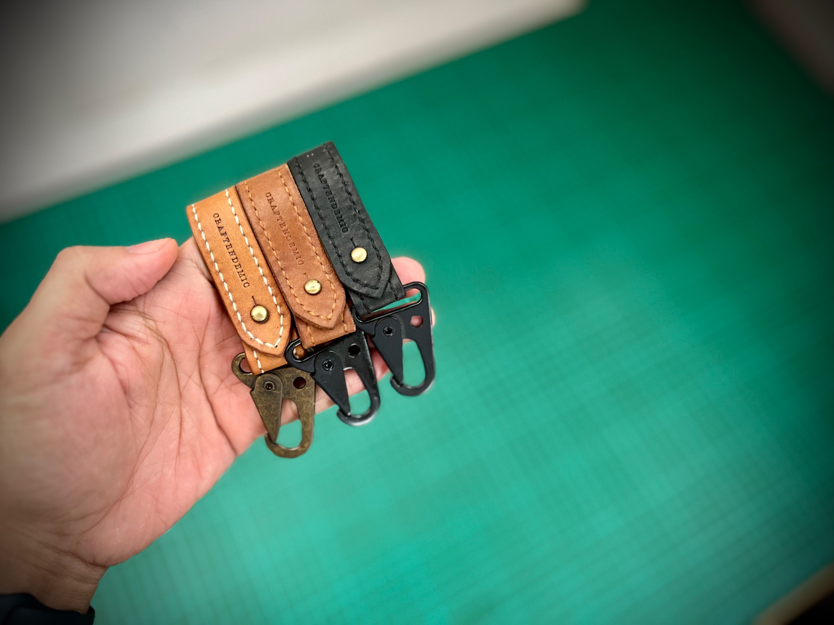 Leather Key Hook / medium key chain