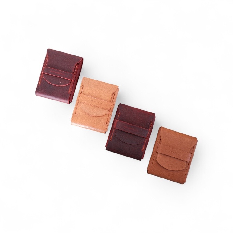 Cardholder vii