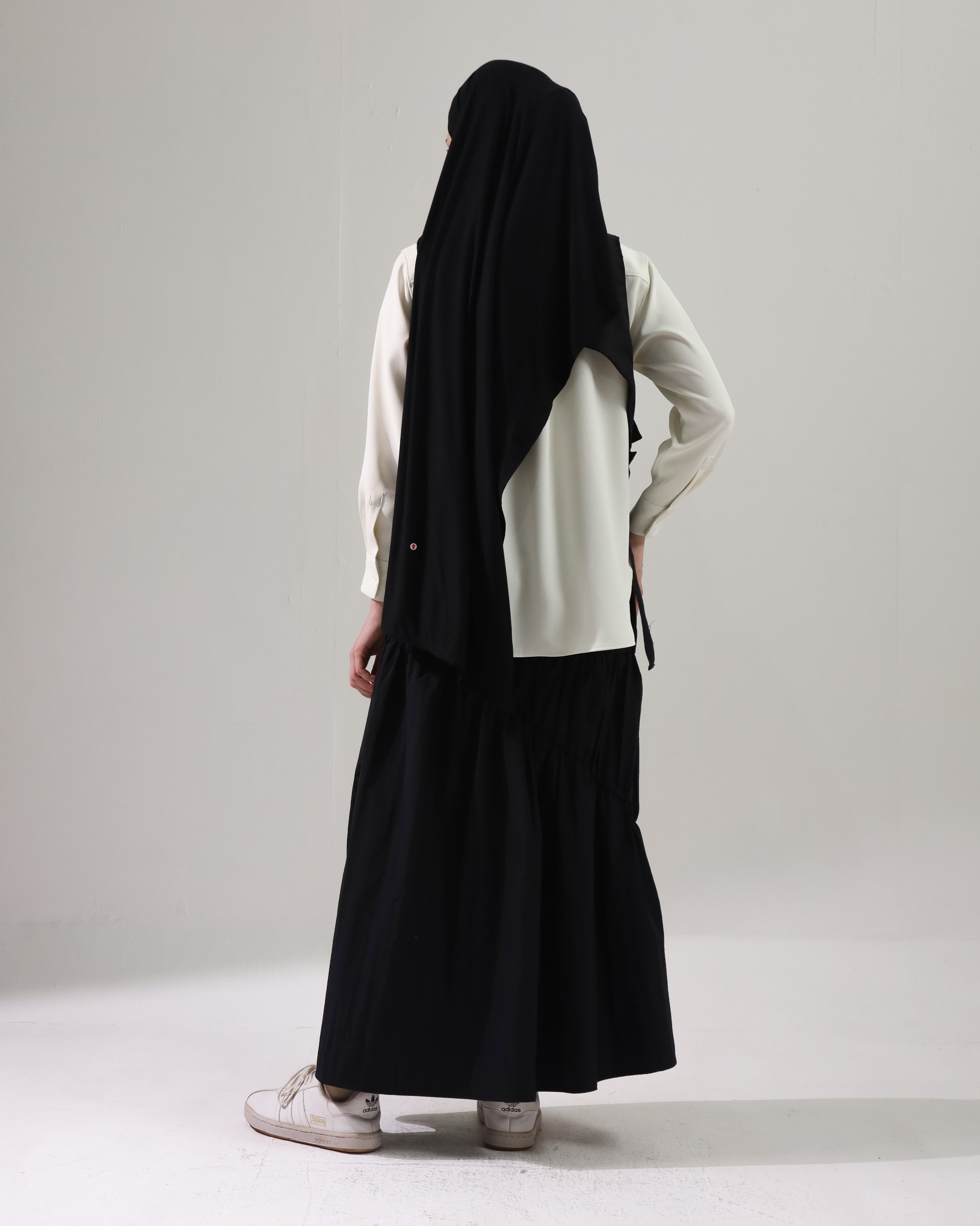 BELYANZA - Taza Outer Vest Black