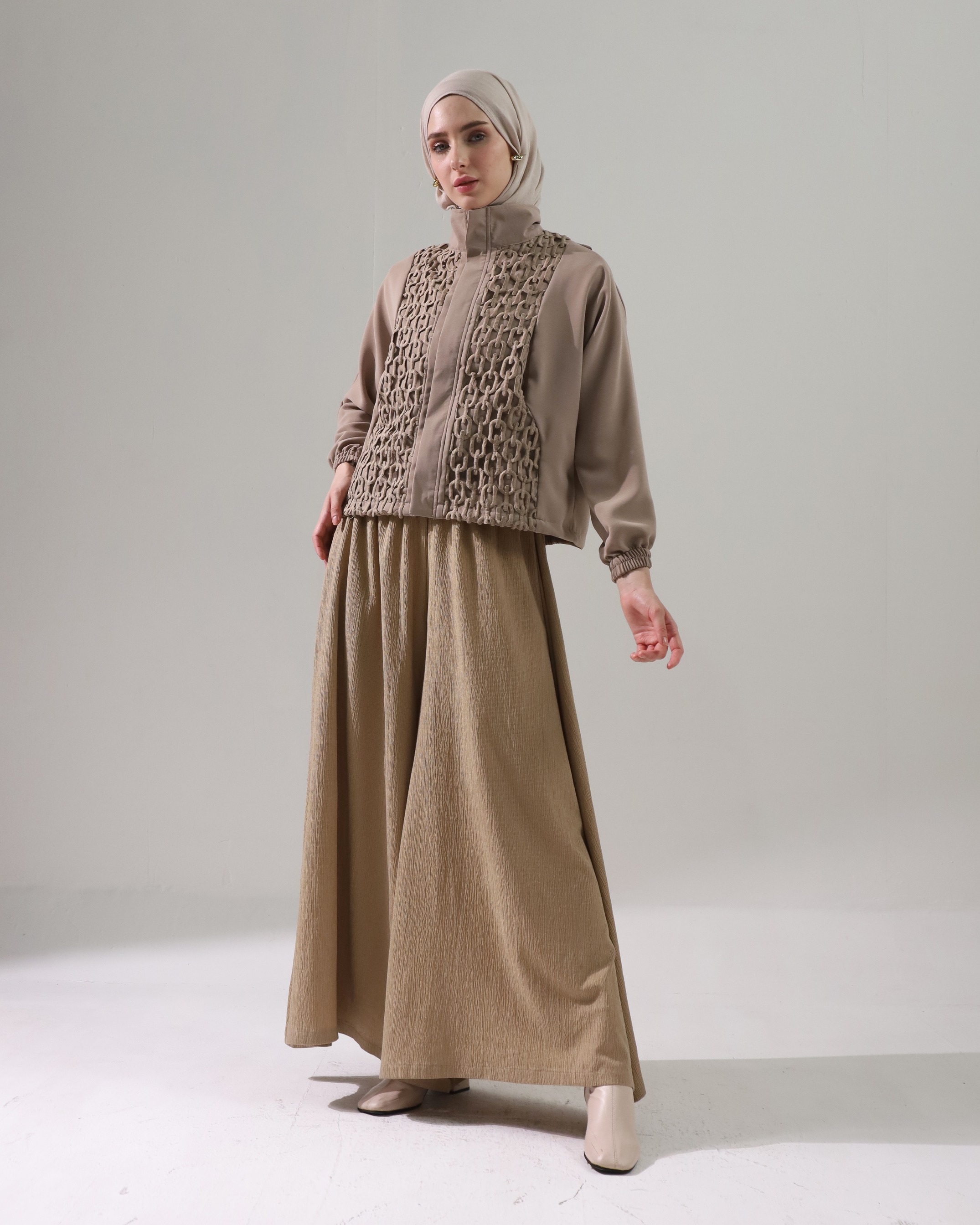 BELYANZA - Pradya Jacket Choco Crop