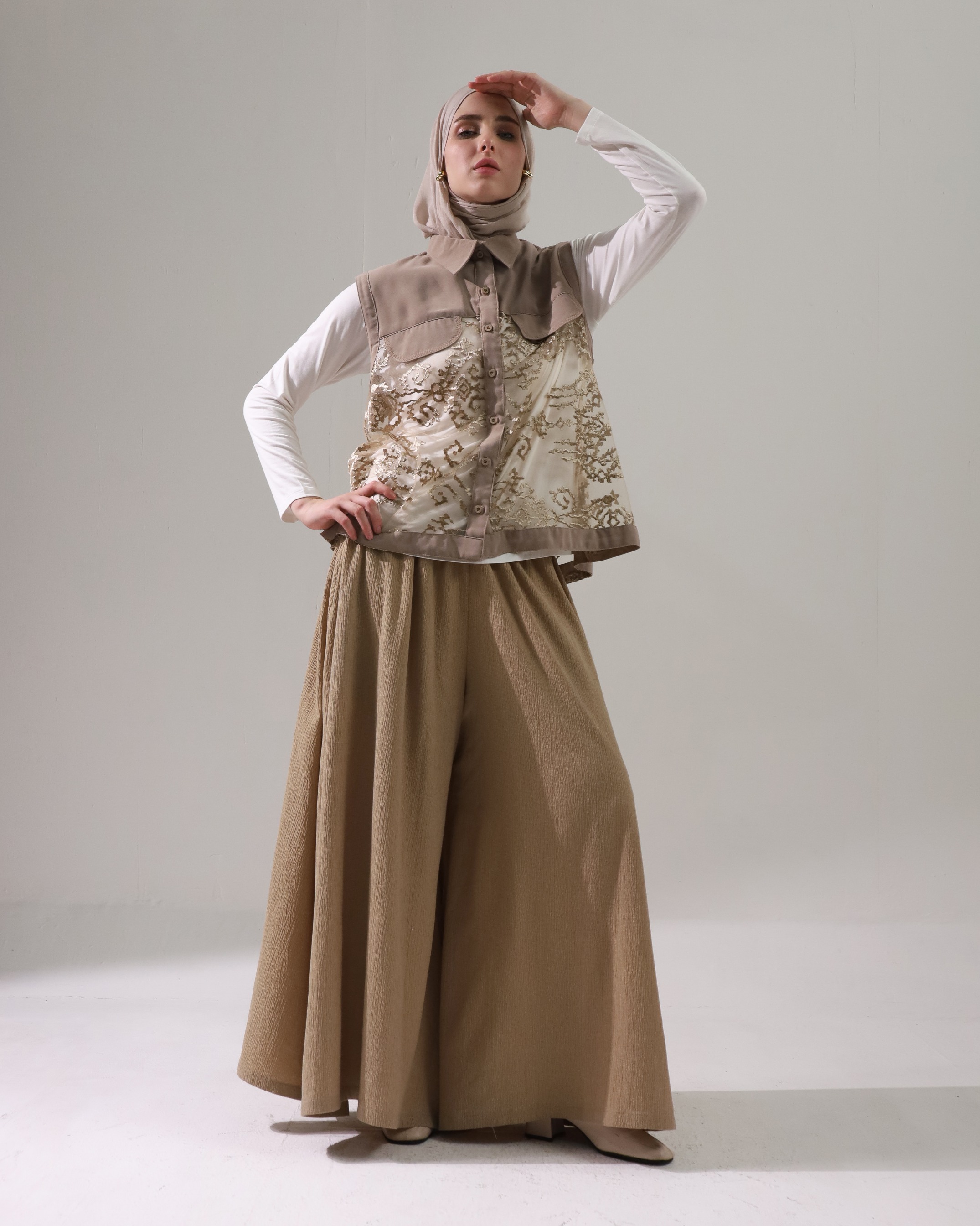 BELYANZA - Zenith Outer Vest Crop Choco