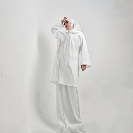Image of BELYANZA - Ayana One Set Atasan Skirt Basic White