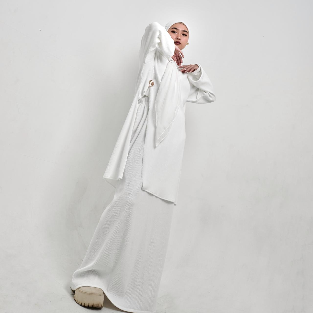 BELYANZA - Ayana One Set Atasan Skirt Basic White