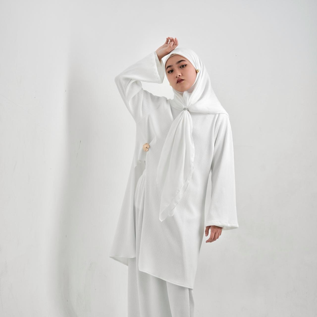 BELYANZA - Ayana One Set Atasan Skirt Basic White