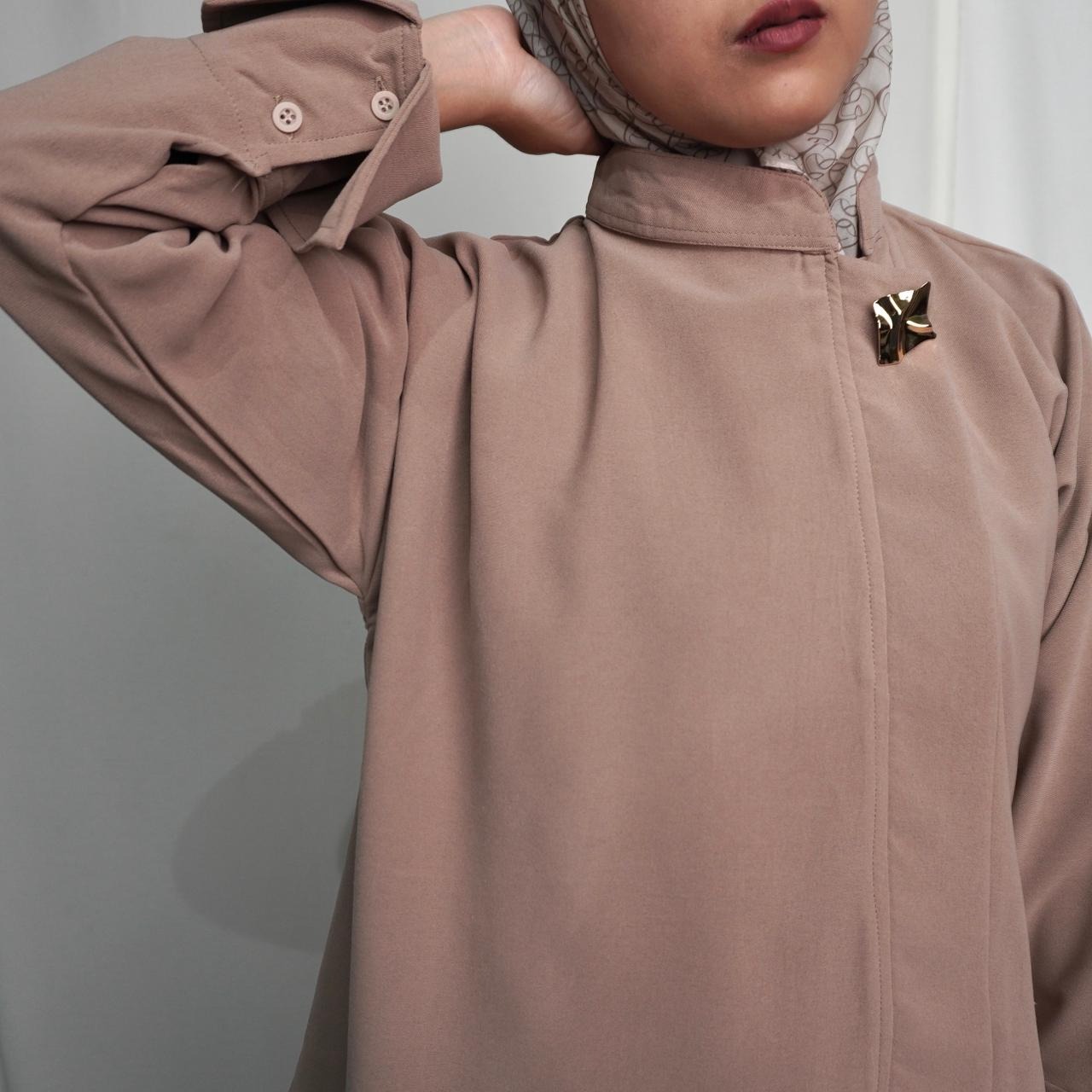 BELYANZA - Faita Top Kemeja Basic Choco Grey Dust