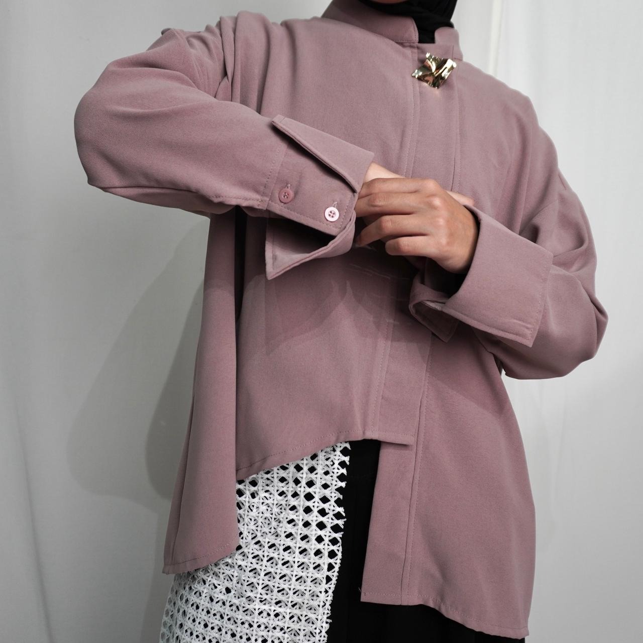 BELYANZA - Faita Top Kemeja Basic Choco Grey Dust