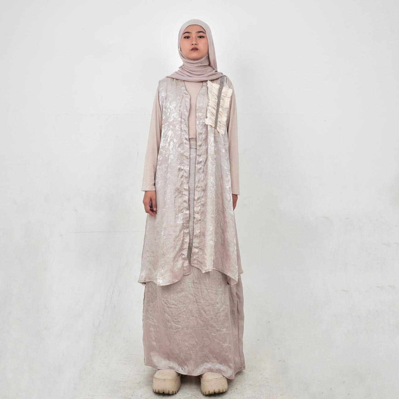 BELYANZA - Hayya One Set Outer & Skirt Premium Cream