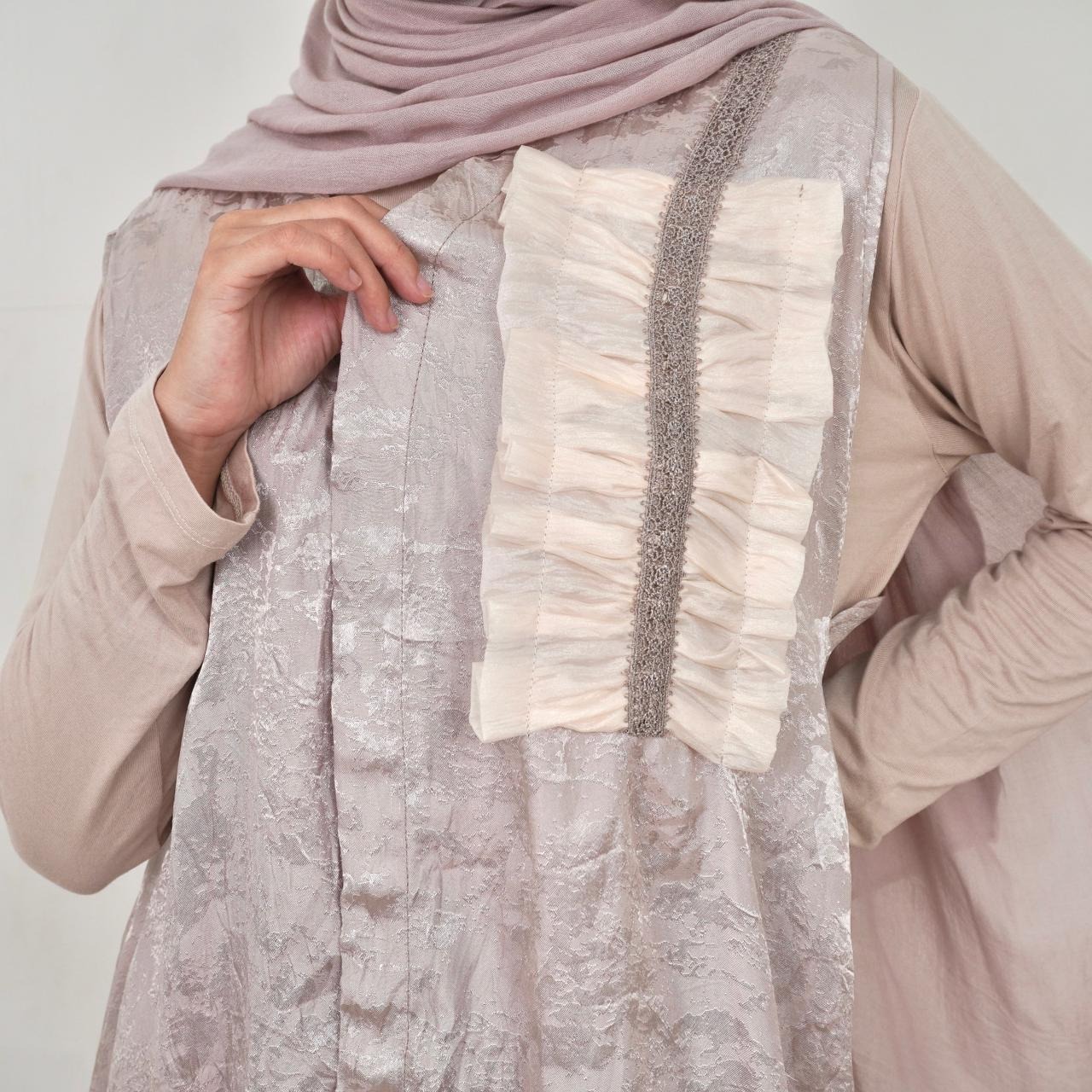 BELYANZA - Hayya One Set Outer & Skirt Premium Cream