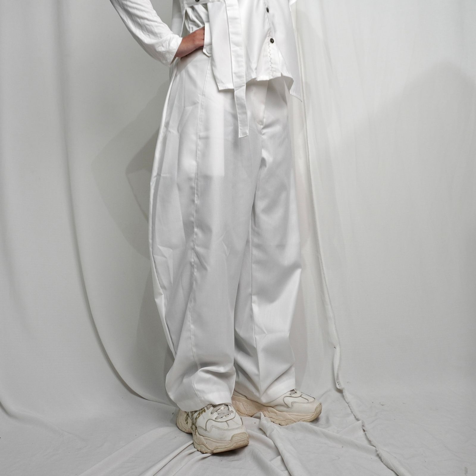 BELYANZA - Khafa Barrel Pants Grey White Basic