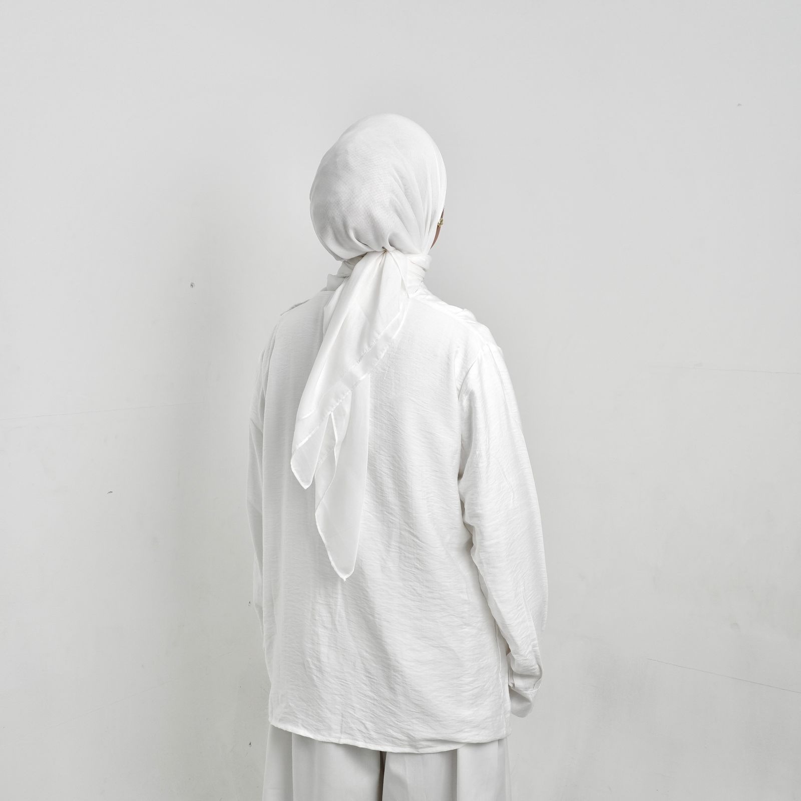 BELYANZA - Senina Top Atasan Blouse Inner Basic White