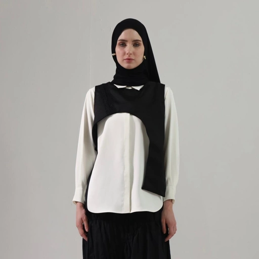 Image of BELYANZA - Taza Outer Vest Black