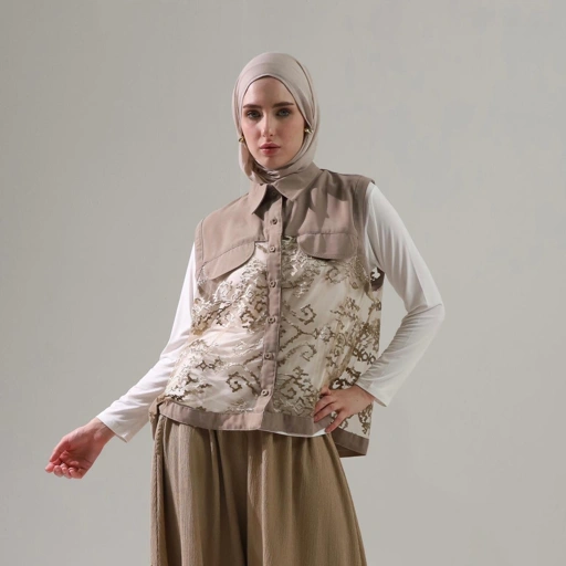 Image of BELYANZA - Zenith Outer Vest Crop Choco