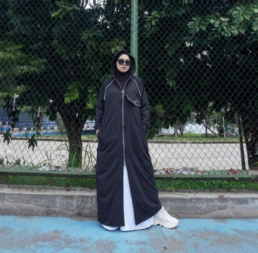 Image of BELYANZA ACTIVE - Anora Long Jacket Pants Dryfit Antibacterial Women Black for Padel Running Tennis