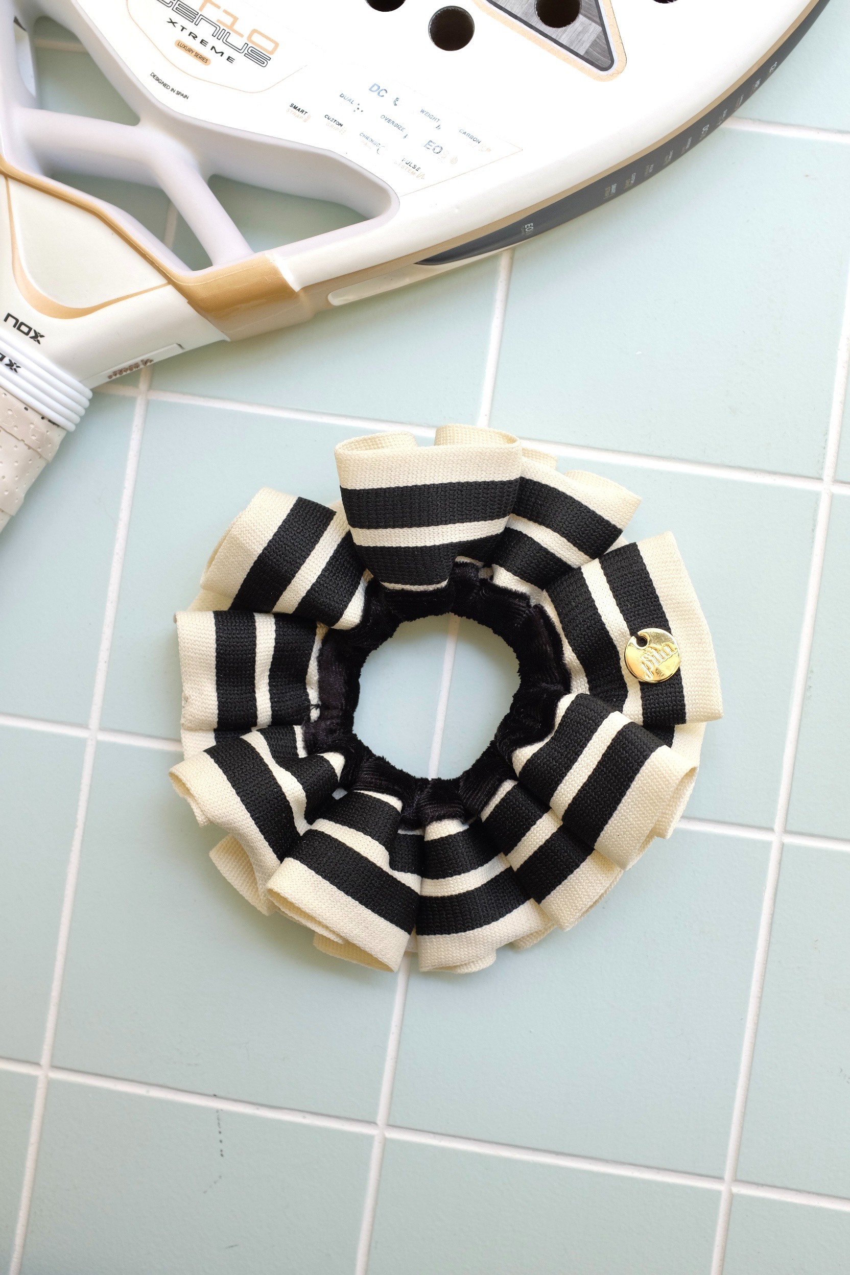 ONESHOT (SCRUNCHIE)