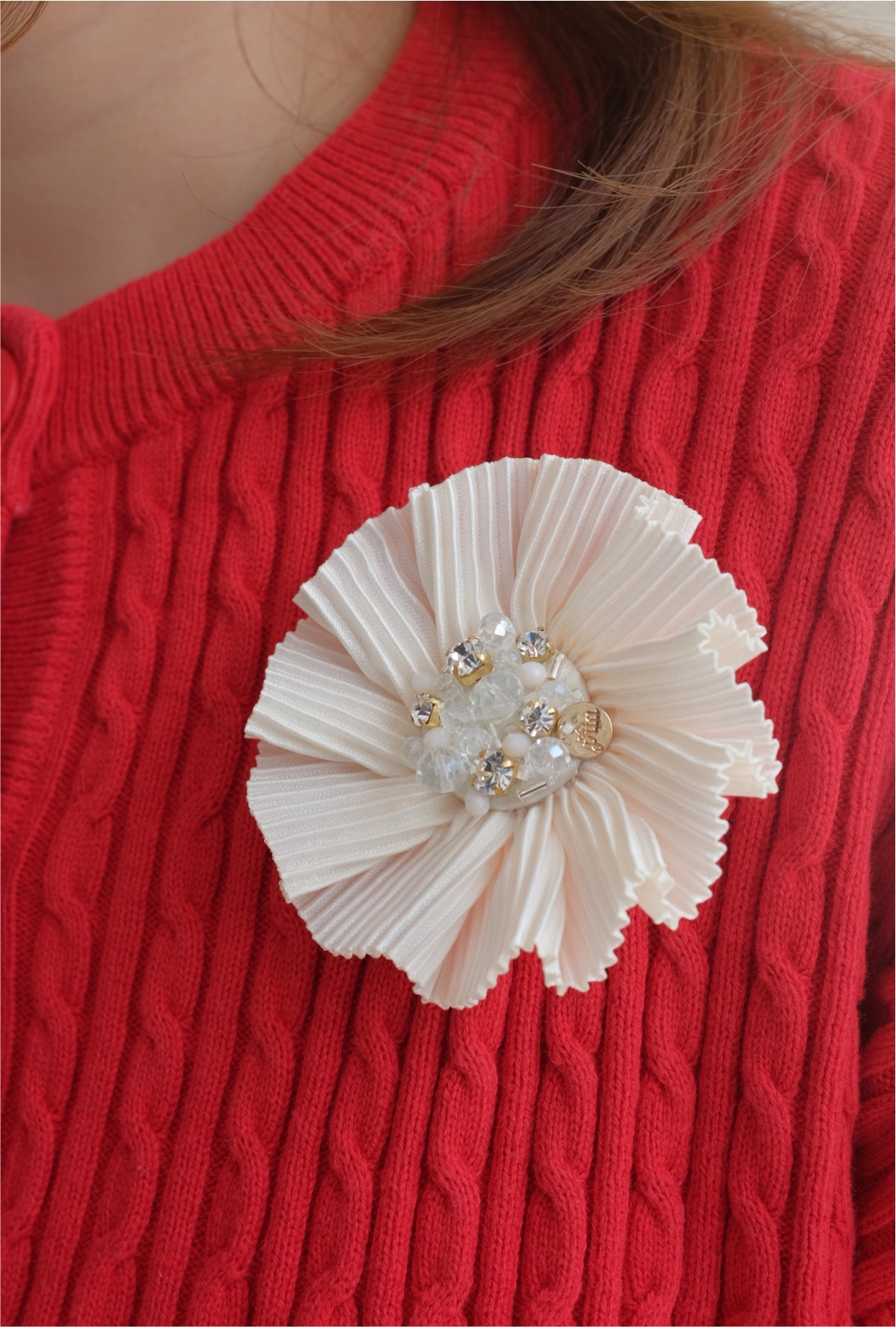 KEEPSAKE (BROOCH)