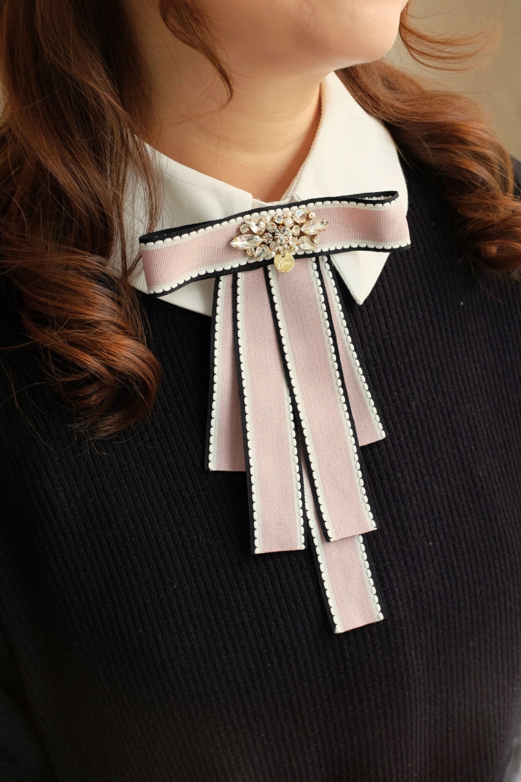 SHIZUKA (BROOCH)