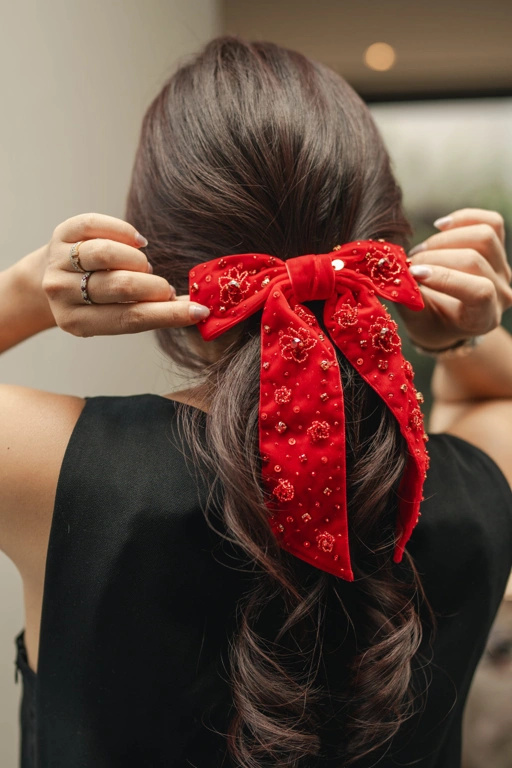 VELVET FRENCH CLIP - PITA X TIFFANY JOY