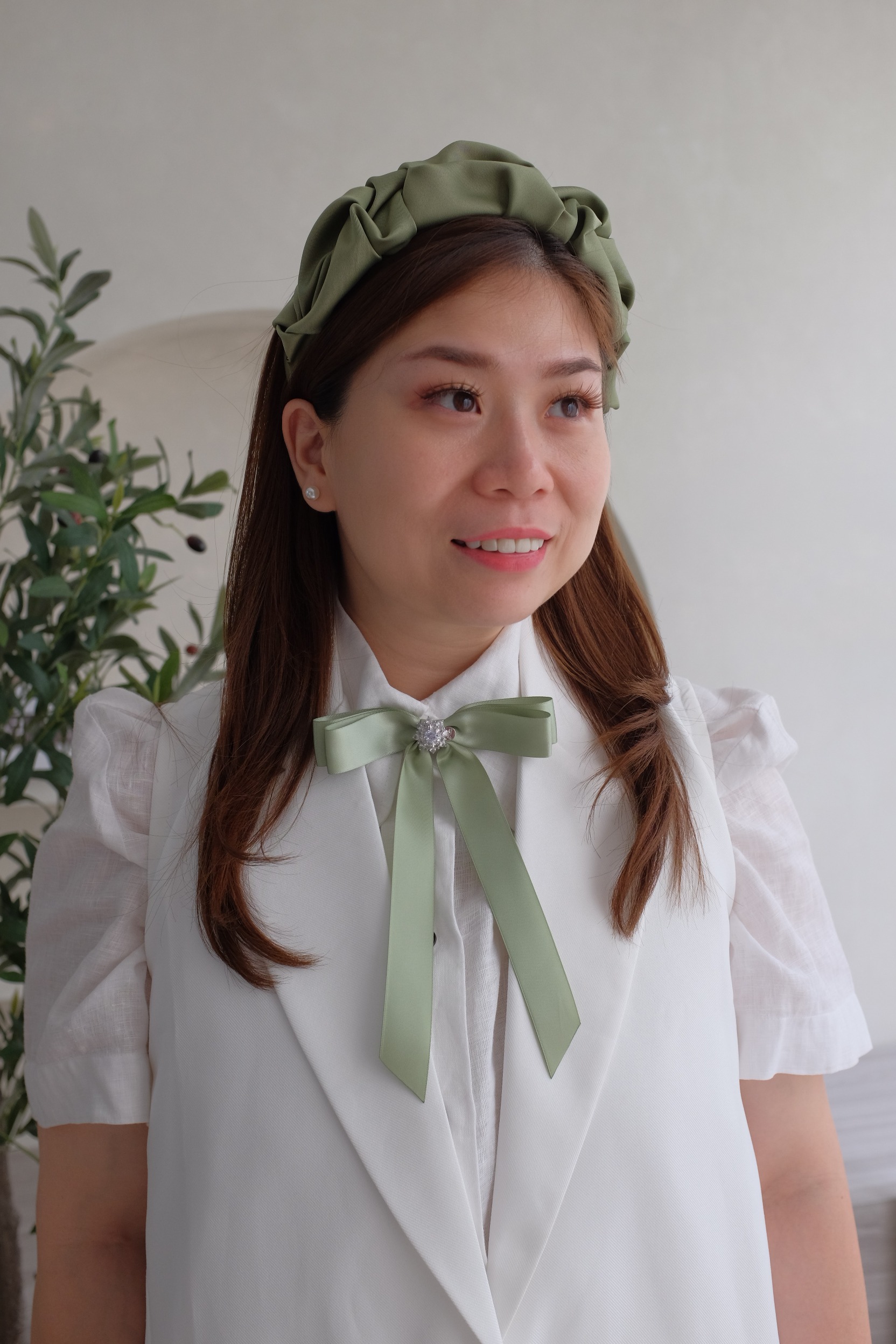 KIARA (BROOCH)