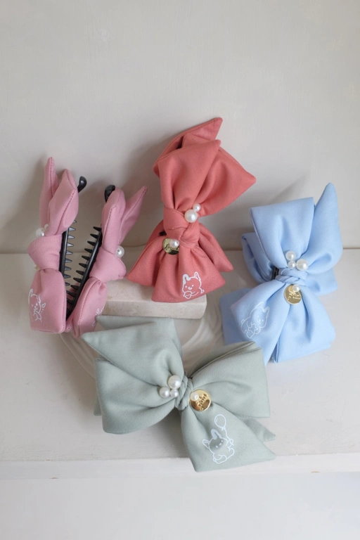 Image of NIMBUS EVERYDAY BOW (BANANA CLIP) 