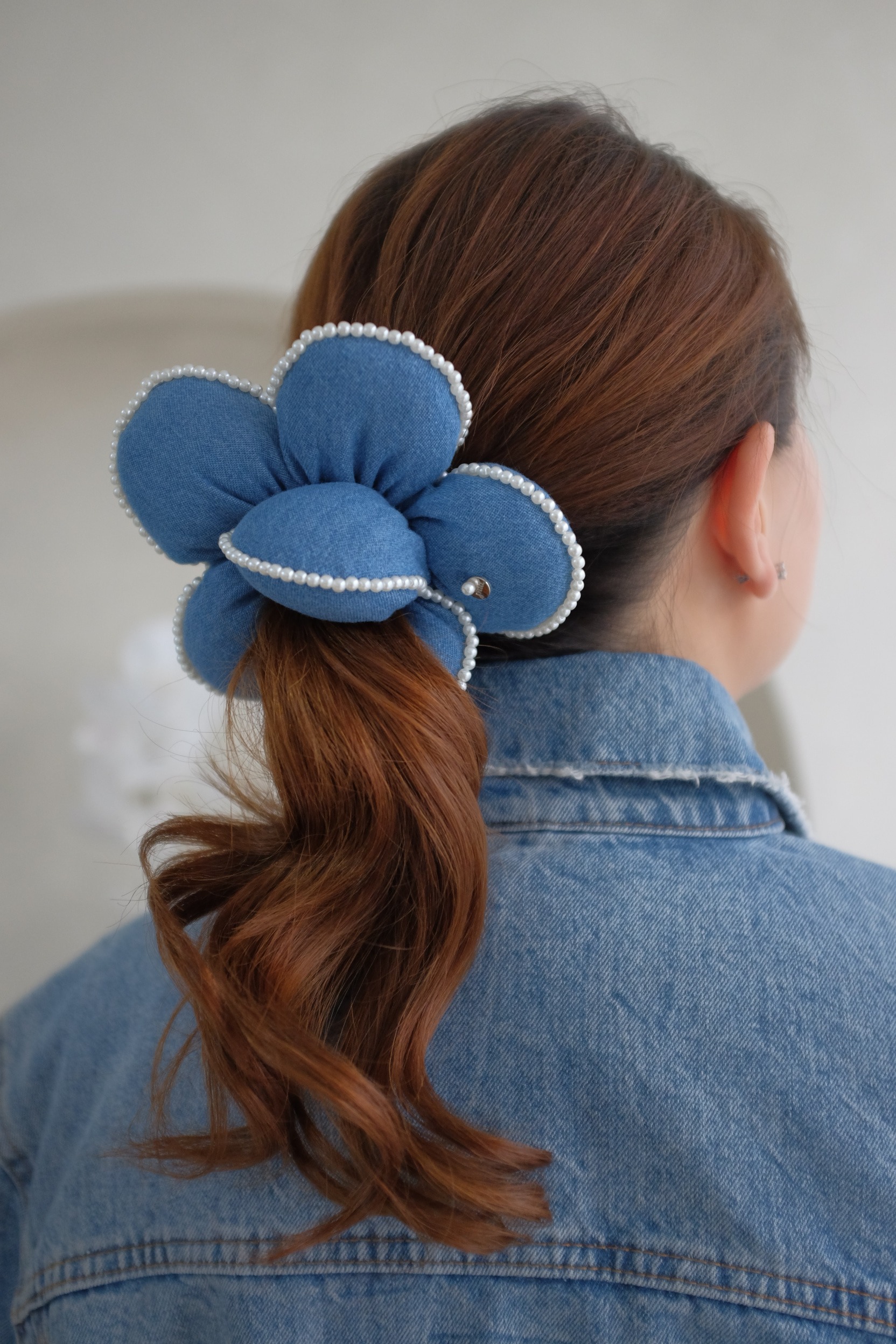 DÉMI SCRUNCHIE
