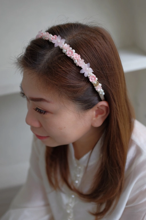 Image of DAISY (BANDO)