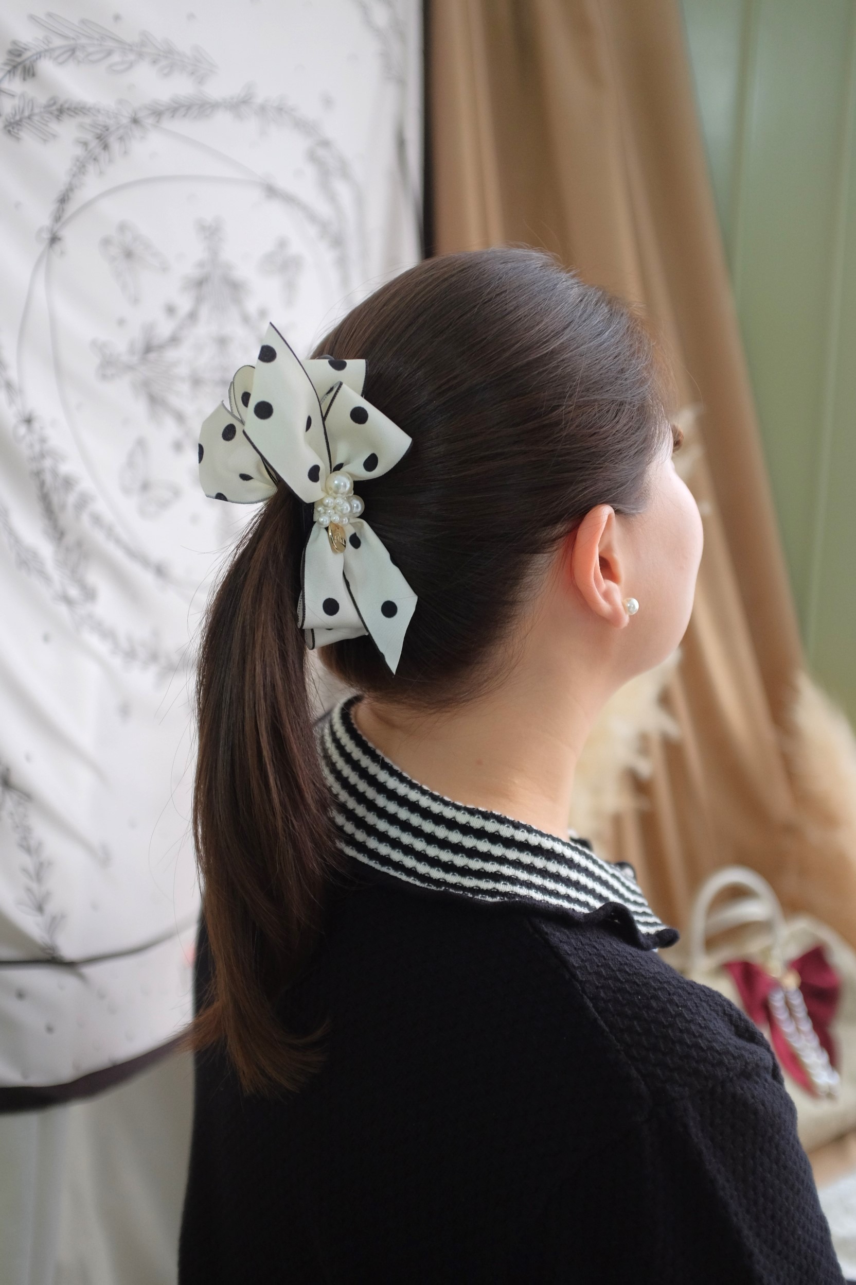 SHIBUYA BANANA CLIP