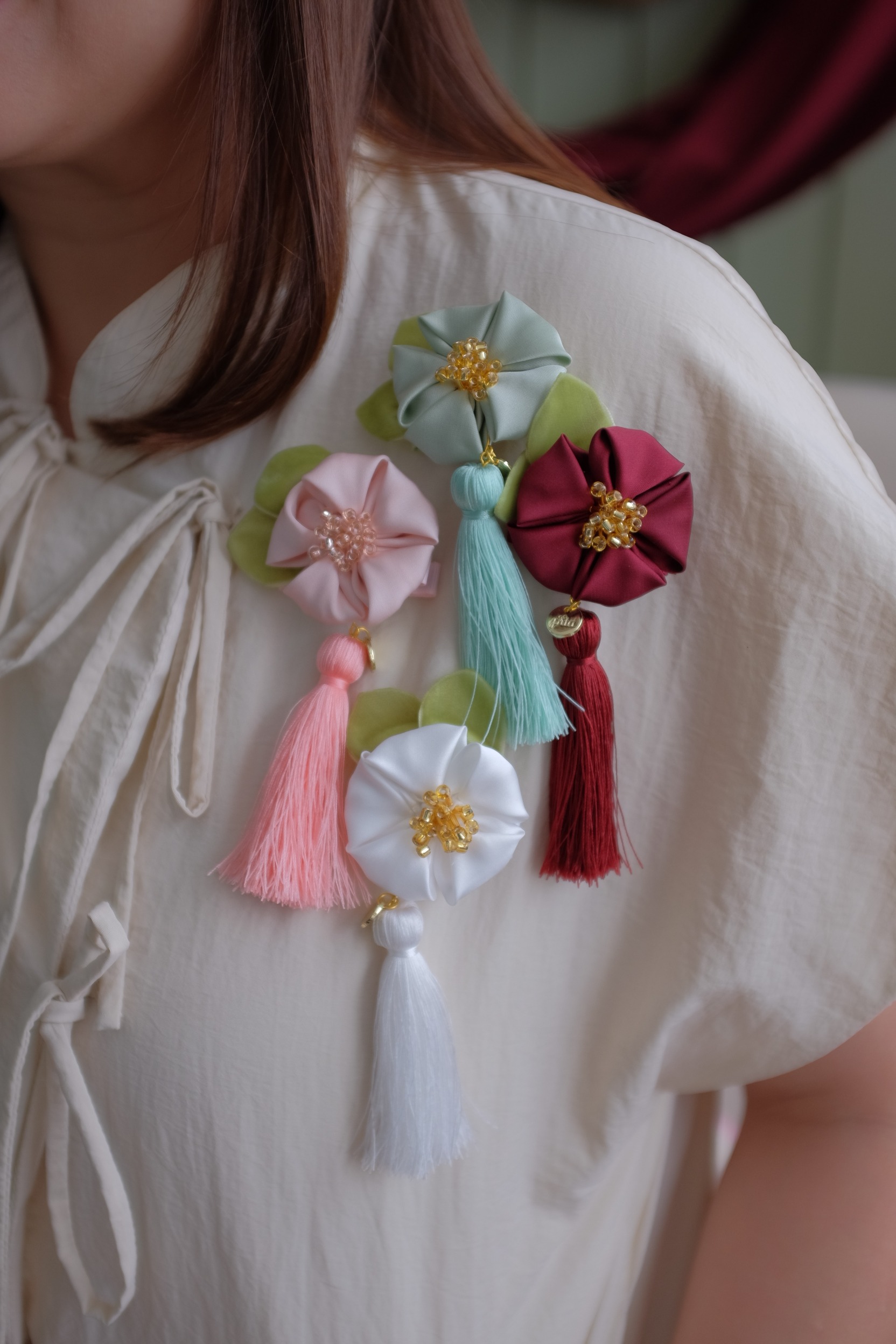 SAKURA (ALIGATOR & BROOCH)