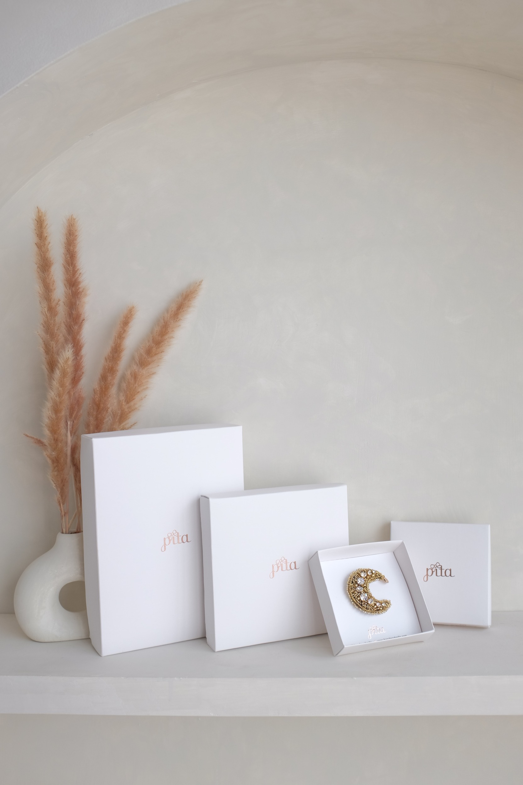 GIFT BOX PITA